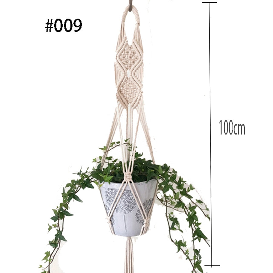 Handmade Macrame Plant Hanger – Elegance and Functionality for Your Space