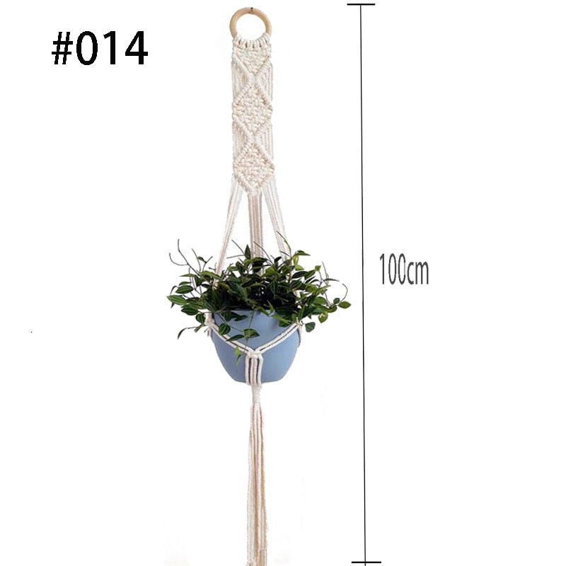 Handmade Macrame Plant Hanger – Elegance and Functionality for Your Space