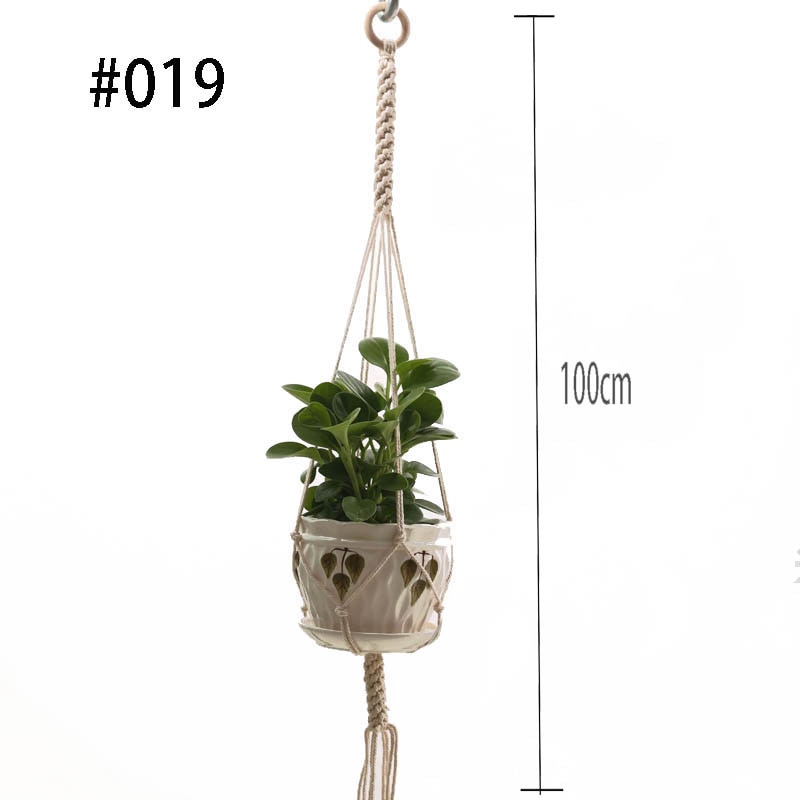 Handmade Macrame Plant Hanger – Elegance and Functionality for Your Space