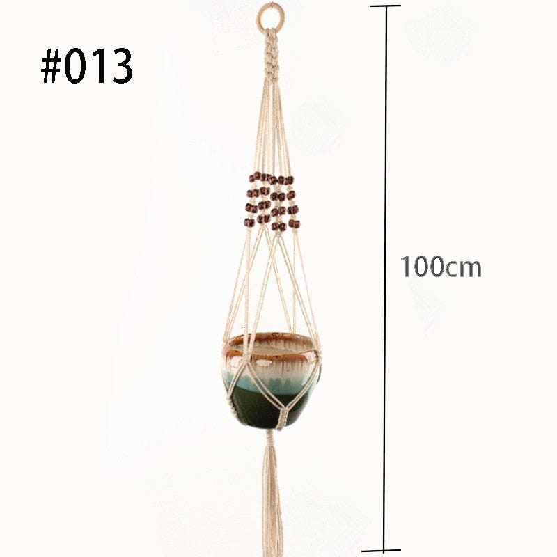 Handmade Macrame Plant Hanger – Elegance and Functionality for Your Space