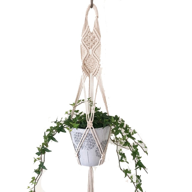 Handmade Macrame Plant Hanger – Elegance and Functionality for Your Space